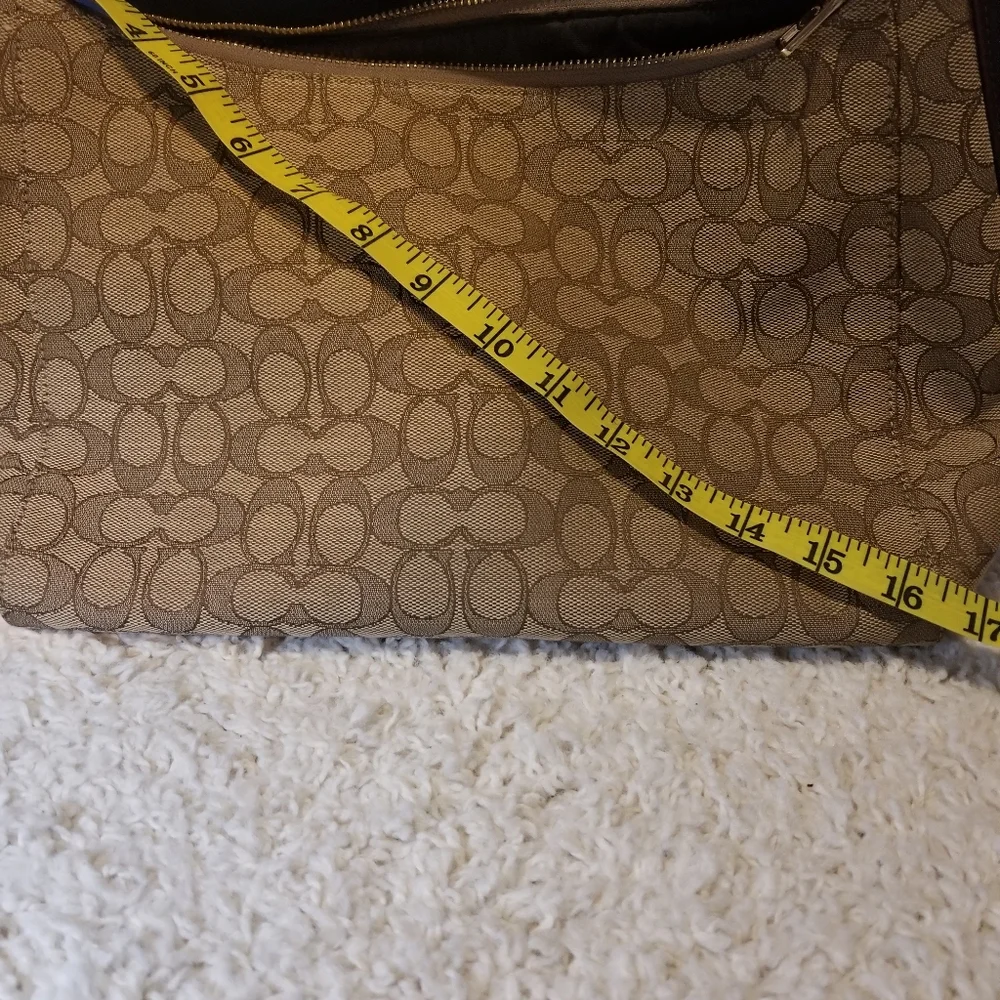 Coach Handbag - Picture 3 of 16